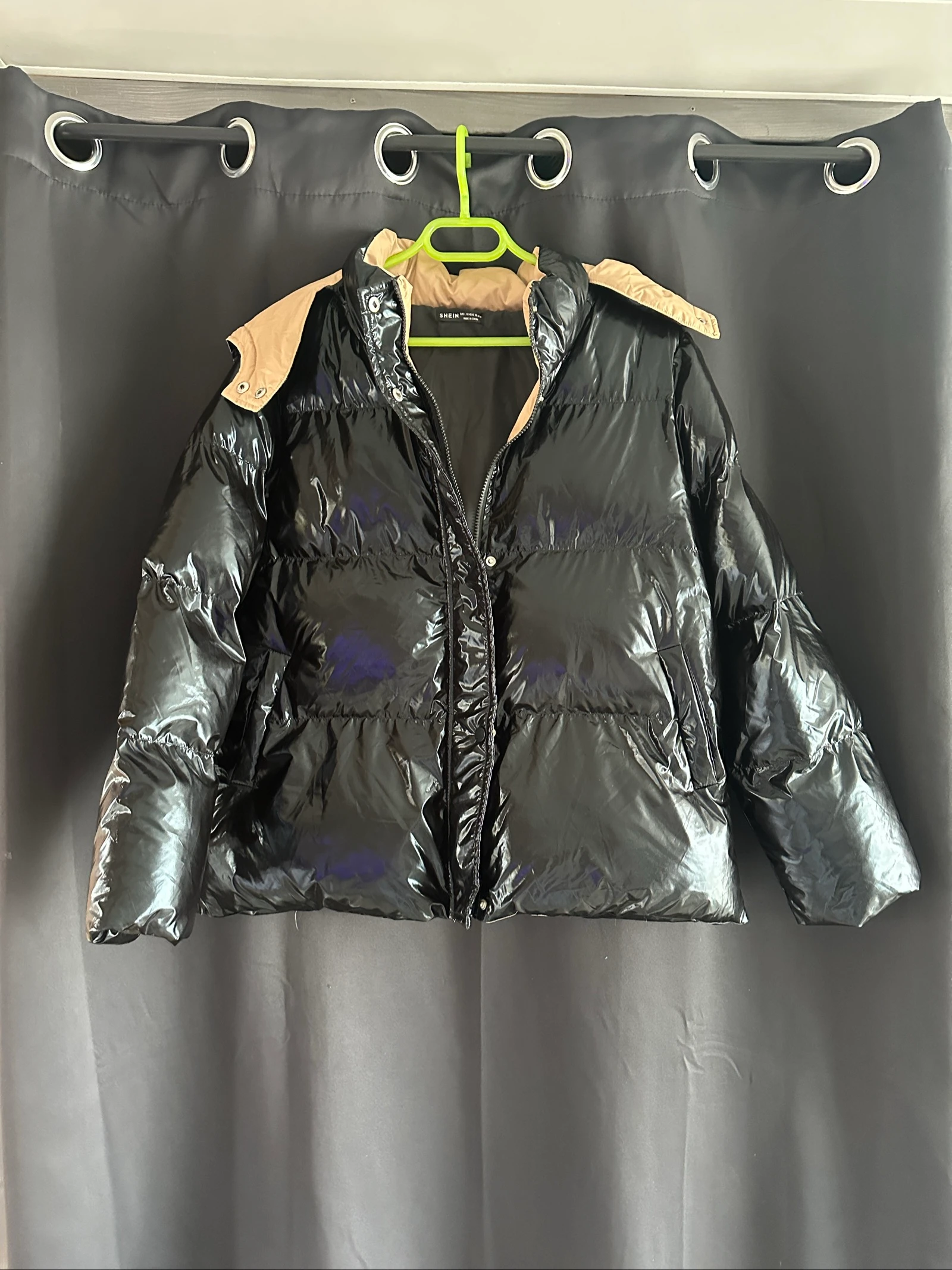 Doudoune brillante noire et beige - Taille L (40/42)